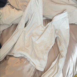 White Long Sleeve V-Neck Top